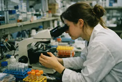 Hur kopieras DNA i kroppens celler? Så fungerar DNA-replikation